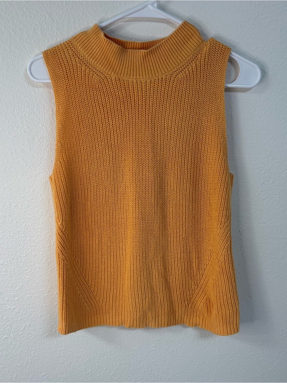 LOFT Women’s Medium Mustard Yellow Sleeveless Mock Neck Cotton Sweater Top